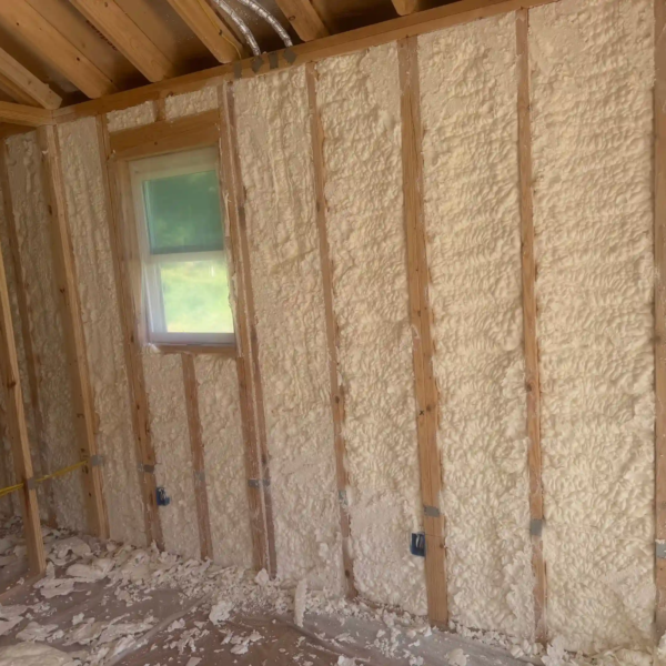 Spray-Foam-Insulation-Tx.webp